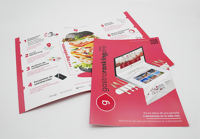 Folleto díptico plegado